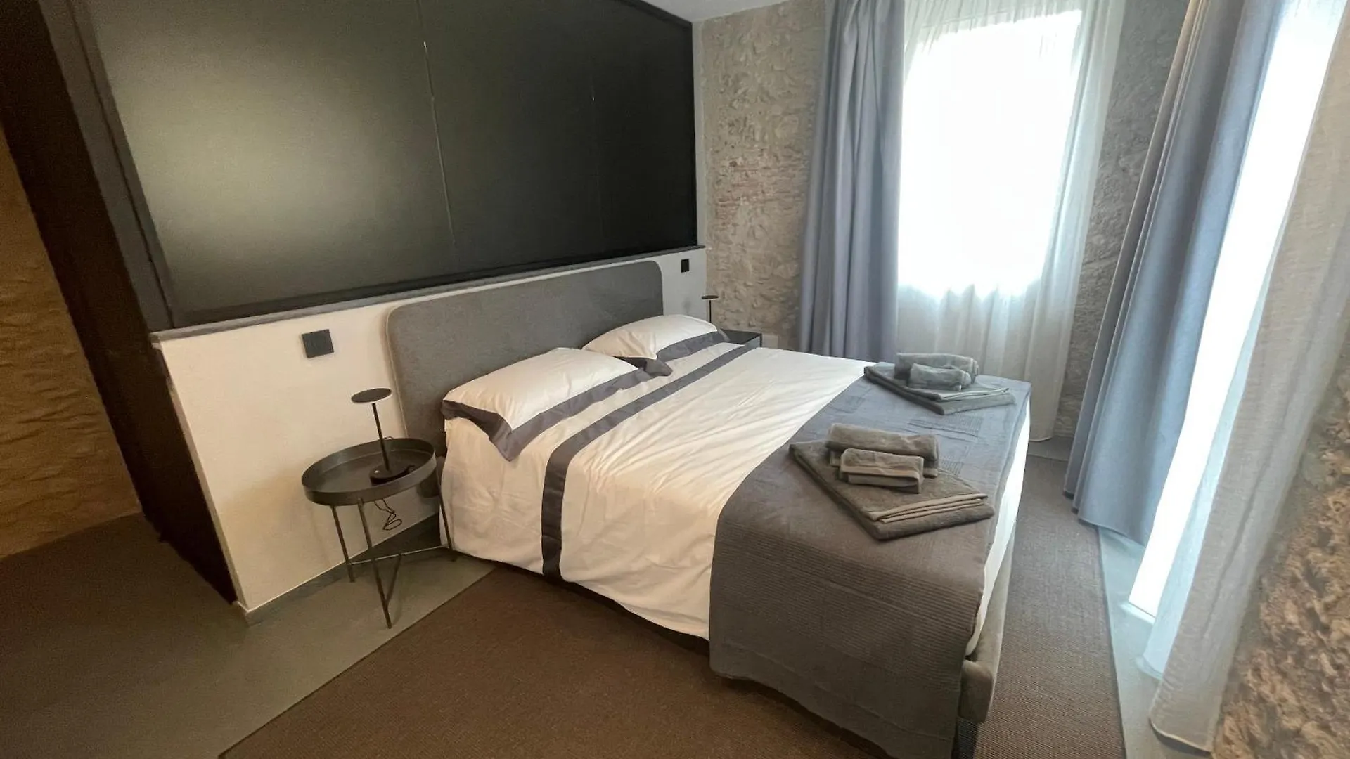 Voman Luxury Apartments Pietrasanta 0*,