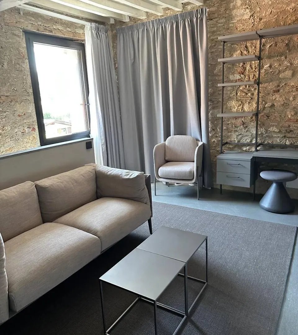 Voman Luxury Apartments Pietrasanta