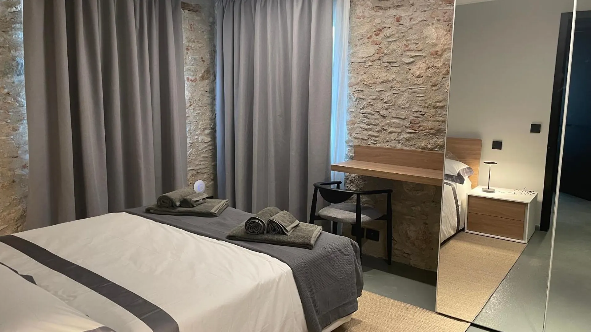 Voman Luxury Apartments Pietrasanta Italy